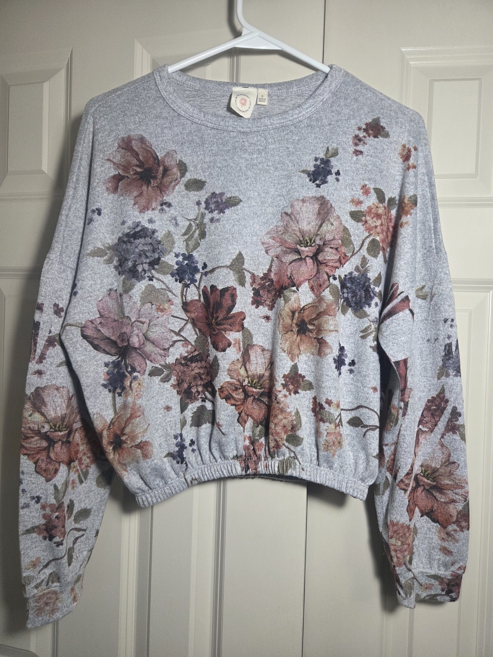 Women's Floral Crewneck Sweatshirt - Dusty Pink/Gray- Autumn Vibes, Cozy Vibes